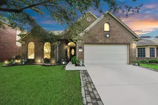 922 N Sky Dr, Houston, TX 77073 - Photo 2