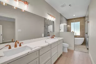 6610 Spencer Dr, Jones Creek, TX 77541 - Photo 18