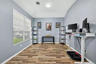 5242 Lilac Hollow Ln, Katy, TX 77449 - Photo 10