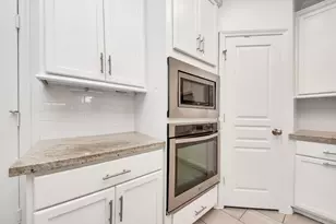4222 Drake St, Houston, TX 77005 - Photo 12