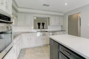1211 Diablo Dr, Crosby, TX 77532 - Photo 2