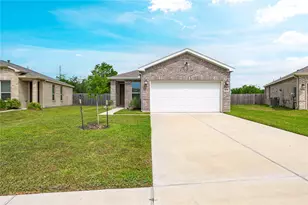 7318 Donnino Dr, Texas City, TX 77591 - Photo 1