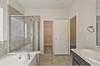 8430 Sunset Isles Drive, Baytown, TX 77521 - Photo 10