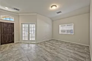 8430 Sunset Isles Dr, Baytown, TX 77521 - Photo 2