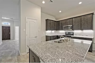 8430 Sunset Isles Drive, Baytown, TX 77521 - Photo 4