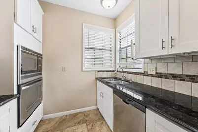 2408 Intrepid Way, League City, TX 77573 - Photo 8