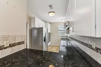 2408 Intrepid Way, League City, TX 77573 - Photo 10