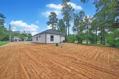 14863 Big Spring Circle, Willis, TX 77378 - Photo 10