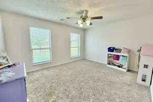 2504 Rosa Rita Dr, League City, TX 77573 - Photo 30