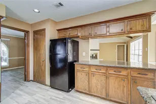 4903 Charade Dr, Houston, TX 77066 - Photo 8