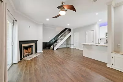 7575 Cambridge Street #301, Houston, TX 77054 - Photo 2