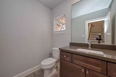 951 W 17th Street, Houston, TX 77008 - Photo 16