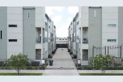 951 W 17th Street, Houston, TX 77008 - Photo 2