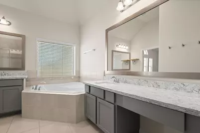 2021 Cambridge Heights Place, Houston, TX 77045 - Photo 18