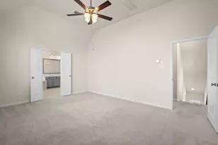 2021 Cambridge Heights Pl, Houston, TX 77045 - Photo 14