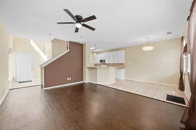 2943 Hackamore Hollow Lane, Houston, TX 77014 - Photo 4
