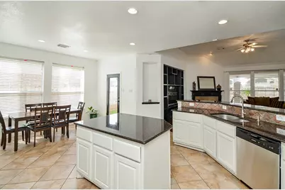 10915 Menaggio Court, Richmond, TX 77406 - Photo 10