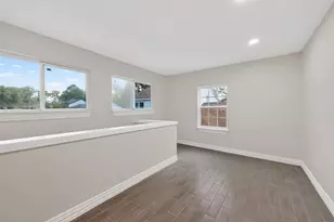2734 Triway Ln, Houston, TX 77043 - Photo 42