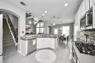 2610 Sandy Lodge Ct, Houston, TX 77345 - Photo 8