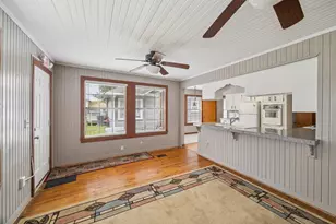 510 E Main St, Humble, TX 77338 - Photo 8