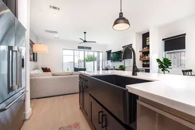 110 E 23rd Street, Houston, TX 77008 - Photo 10