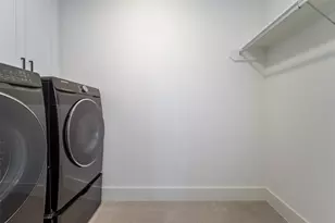 110 E 23rd St, Houston, TX 77008 - Photo 34