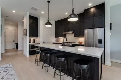 110 E 23rd Street, Houston, TX 77008 - Photo 12