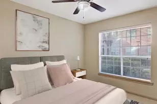 2700 Woodland Park Dr, Houston, TX 77082 - Photo 4