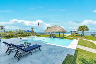 7220 Avenue N 1/2, Galveston, TX 77551 - Photo 38