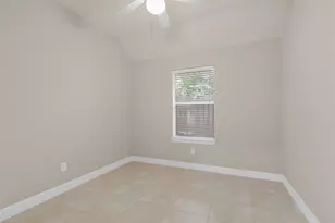 13839 Placid Brook Ct, Houston, TX 77059 - Photo 22