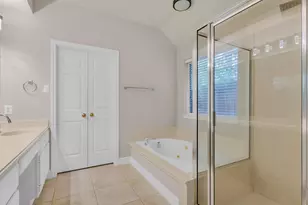 13839 Placid Brook Ct, Houston, TX 77059 - Photo 16