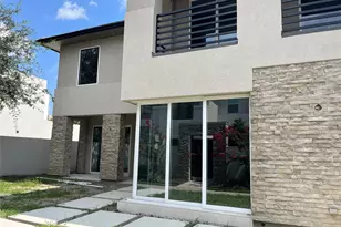 11602 Royal Parkside Pl, Houston, TX 77082 - Photo 8