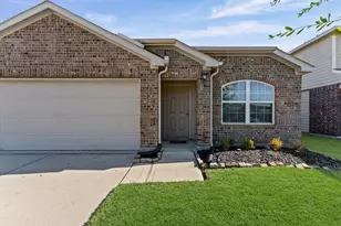 2319 Cold River Dr, Humble, TX 77396 - Photo 2