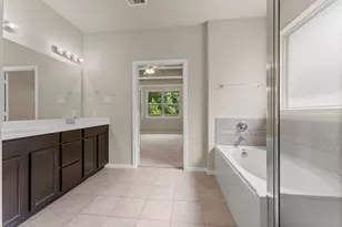 2411 Garden Shadow, Conroe, TX 77384 - Photo 22