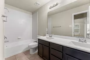 2411 Garden Shadow, Conroe, TX 77384 - Photo 32