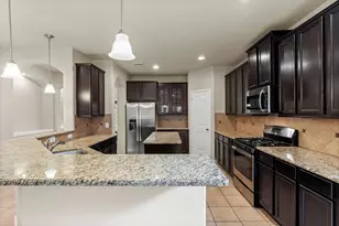 2411 Garden Shadow, Conroe, TX 77384 - Photo 12