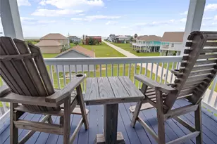 892 Melody Ln, Crystal Beach, TX 77650 - Photo 38
