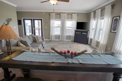 892 Melody Lane, Crystal Beach, TX 77650 - Photo 8