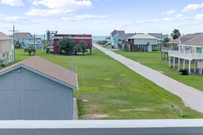 892 Melody Lane, Crystal Beach, TX 77650 - Photo 40