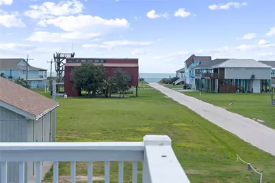 892 Melody Lane, Crystal Beach, TX 77650 - Photo 42