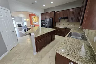 8020 Pagosa Springs Dr, Houston, TX 77040 - Photo 10