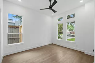 3615 Newcastle Dr, Houston, TX 77027 - Photo 24