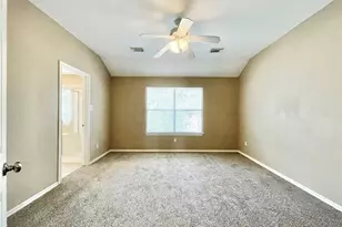 19 Blue Creek Pl, The Woodlands, TX 77382 - Photo 28