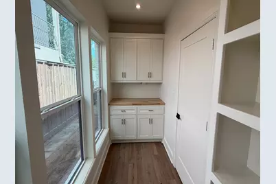 1601 Bonnie Brae Street, Houston, TX 77006 - Photo 12