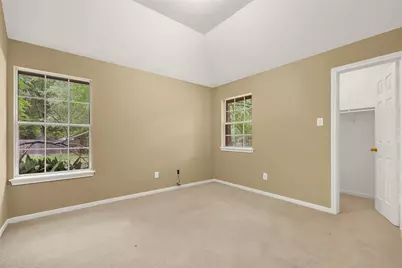 19 S Scarlet Elm Court, The Woodlands, TX 77382 - Photo 36