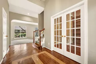 19 S Scarlet Elm Ct, The Woodlands, TX 77382 - Photo 8