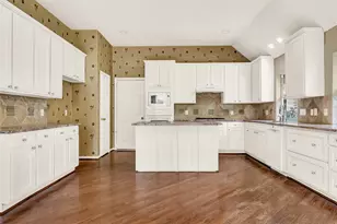 19 S Scarlet Elm Ct, The Woodlands, TX 77382 - Photo 42