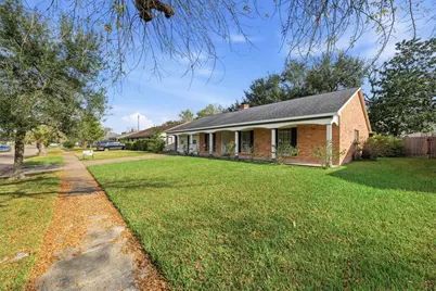 7015 Pella Drive, Houston, TX 77036 - Photo 40