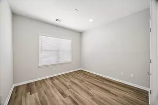 208 Clark Meadows Ln, Houston, TX 77076 - Photo 16
