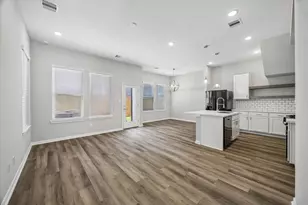 208 Clark Meadows Ln, Houston, TX 77076 - Photo 6